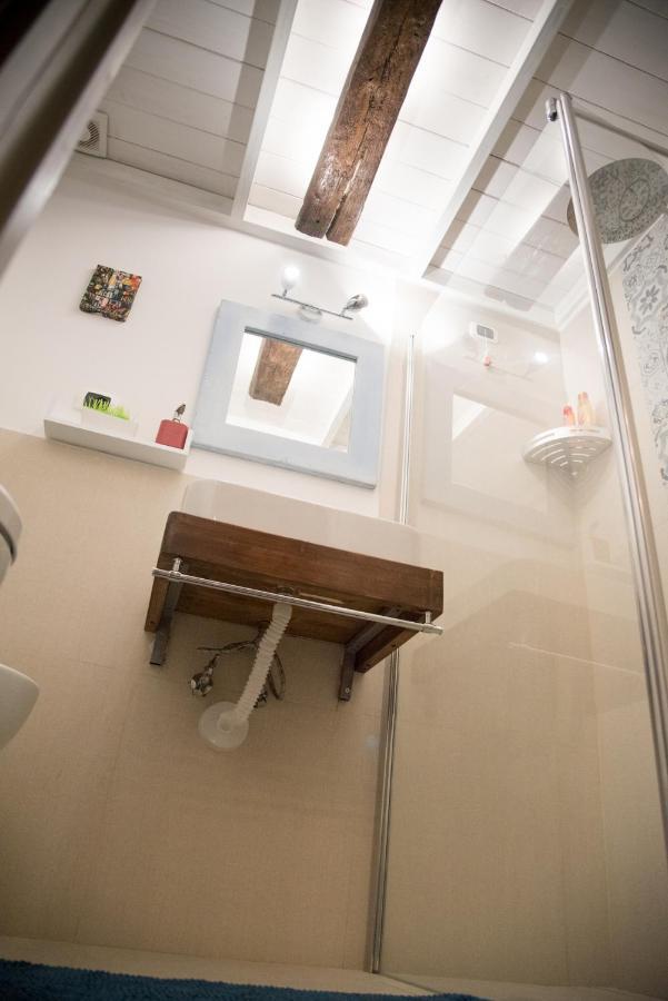 Bed and Breakfast Guest Art Napoli Zewnętrze zdjęcie